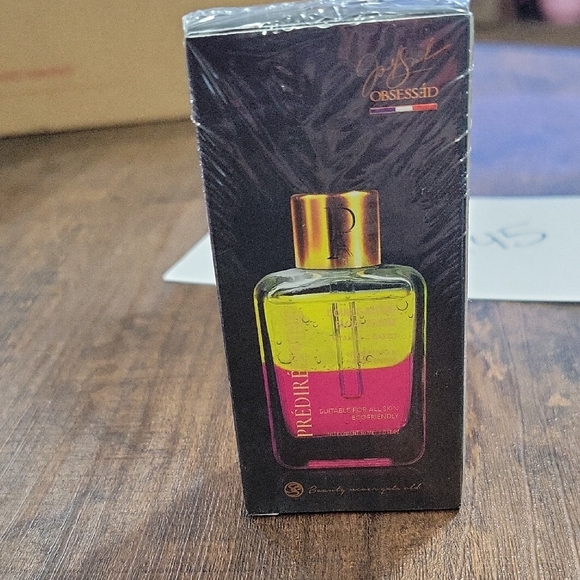 NIB SEALED Prédire Paris Obsessed Vitamin C Skincare Serum - Yellow And Pink
